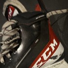 Ccm Jetspeed 485 Youth Ice Hockey Skates Size 5 Regular Lace Black Red White