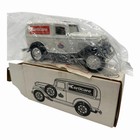Vintage Ertl 1932 Panel Delivery Die-cast Locking Coin Bank 1 25 Scale