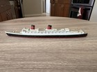 Rms Queen Elizabeth Diecast Model  10   
