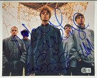 Oasis Rare 4 Member Autographed Color 8 X 10 Photo Liam Noel Bonehead   Paul Bas