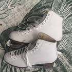 Riedell White Figure Ice Skates Women s Size 7 Width 11cw With Blades