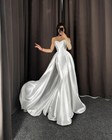 Sweetheart Mermaid Wedding Dresses Detachable Train Trumpet Satin Bridal Gowns