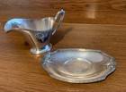 Vintage 1930 s Wallace  lady Astor  Silverplated Gravy Boat   Underplate 7  X 4 
