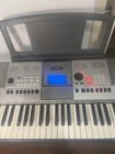 Yamaha Electronic Keyboard Piano Psr-e413 61 Key Portable Tested Working Read