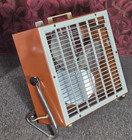 Working - Vintage 1970s Lakewood Model S-122 12  Fan With Attached Tilting W box