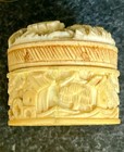 Rare Vintage Chinese Hand Carved Round Pill Box