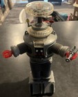 Trendmasters 1997 Lost In Space B9 Robot Electronic Talks Lights Works 10 5  A2