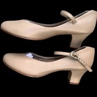 Capezio Tan Dance character Shoes W  Leather Sole  1-1 2 heel   Strap 6m New