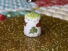 Merry Christmas Thimble Gk    74    Vintage Porcelain
