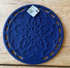 Le Creuset 8in Round Silicone French Trivet Hot Pad Gripper Azure Blue New
