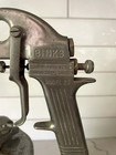 Binks Model 26 Paint Spray Gun Binks Mfg  Co  Chicago Ill With 81-500 Cup Nos