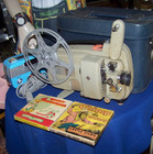 Sekonic Model 80p  japan  8mm Film Projector In Case With W 2 Cartoon Shows