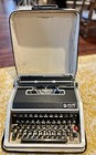 Olivetti Lettera 33-made In Barcelona  Spain