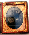 Civil War Tintype Photo  Original  Union Soldier   Women  Gutta Percha Case 