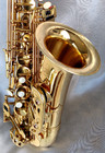 Unique Selmer  omega  Alto Sax W luyi Hard Shell Case   Rico A3 Mpc  - Very Nice