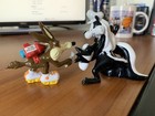 Warner Brothers   Looney Tunes   Pepe Le Pew   Penelope Pvc Figure   Wile Coyote