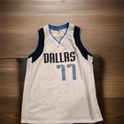 Dallas Mavericks Luka Doncic Autographed White Home Jersey Size Xl