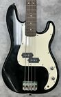 Squier P Bass 4 String Bass Guitar - Black  pd1112252 