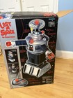 Vintage Lost In Space Classic B-9 Robot Rc 24  Trendmasters 1998