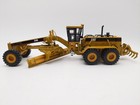Norscot 55133 1 50 Diecast Caterpillar 24h Motor Grader Ex box