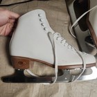 Riedell  Women s Size 8  White Figure Ice Skates