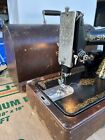 Antique 1928 Singer Model 99 Sewing Machine With Wooden Case Sr  Ac090809