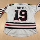 Reebok Chicago Blackhawks Jonathan Toews Jersey M White Stitched Nhl Mens Vtg