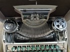 Smith Corona Clipper Gray Green Keys Manual Portable Office Typewriter In Case