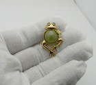 Super Cute Vintage Frog Brooch Pin Pendant With Jade Belly And Peridot Eyes  10k