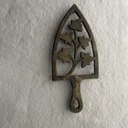Vintage Cast Brass Ivy Leaf Sad Iron Trivet Footed Wall Decor Rustic Laundry