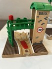 Brio World Wooden Railway  33674 Signal Station House Very Good Condition 
