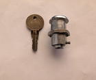 Original Seeburg 3w1 3w100 Wallbox Lock Key S177