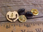 Cadillac Wreath Hat Lapel Pin Gm Licensed Vintage Hi-quality Pin Discontined Nos