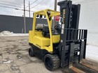 2018 Hyster  10 000 Lb Forklift With Side Shift And Fork Postioners 185 Max Lift