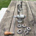 Vintage Universal Lf c  1 Food meat Grinder Hand Crank Table Mount  Made In Usa