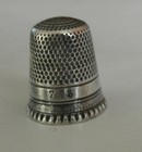 Antique Stern Bros  Co  Sterling Silver Thimble  177