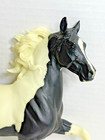 Breyer Horse Model  1473 Ts Black Tie Affair - Huckleberry Bey In Black Pinto