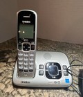 Uniden Dect 6 0 Expandable Cordless Phone W 3 Handsets   Digital Answering Base