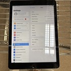 Apple Ipad Pro  9 7-inch  A1673 128 Gb  Wi-fi  9 7 In - Grey