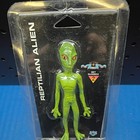 Shadowbox 1996 Alien Series Reptilian Alien With Trading Card - Set 2 - Sealed
