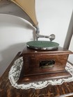 Victor Model  o  Antique Phonograph