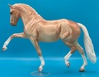  700120 Winter Wonderland Breyer Champagne Totilas 2017 Holiday Model No Tack
