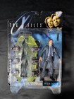 X Files Series 1 Action Figures - Agent Scully   Agent Mulder 1998 - Mcfarlane