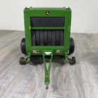 Ertl 1 16 Scale John Deere 568 Round Hay Baler One Hay Bale Tractor Implement