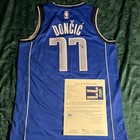 Luka Doncic Signed Jersey Swingman Jsa Loa Dallas Mavericks Xl 52