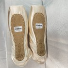 Russian Pointe Rubin Pointe Shoes Sz 44 W2 V2 - Flex Soft V-cut Discontinued