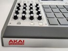 Akai Professional Mpc Renaissance Sequencer Sampler Midi