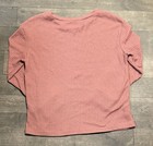 Women s M Regular Pink Solid Waffle Knit Long Sleeve Round Neck Pullover Top