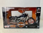 Harley-davidson 2006 Fxdbi Dyna Street Bob Motorcycle 1 12 Maisto 32320 Sealed