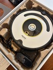 Irobot Roomba 620 Vacuum Robot W Charger Good Battery   Edge Brush Barely Used